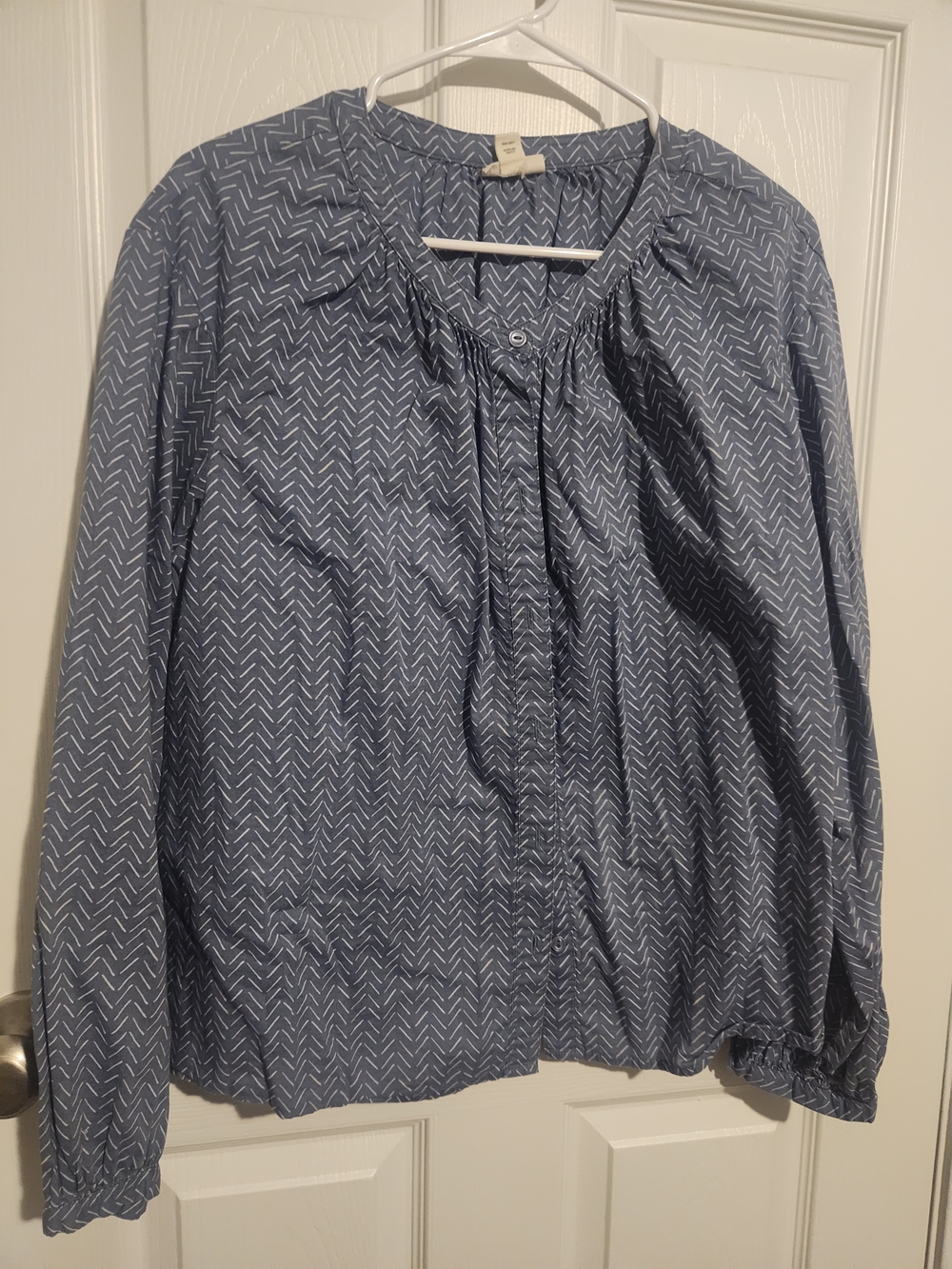 a.n.a Blue Patterned Women's Button-Up Blouse